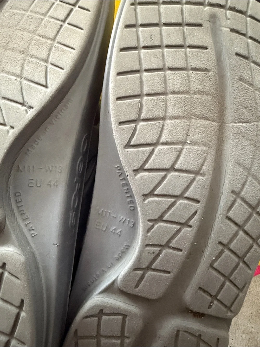 Oofos Original Unisex Recovery Thong Flip Flop Mens 11 Womens 13 gray